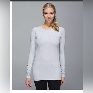 Lululemon Rest Less Pullover size 8